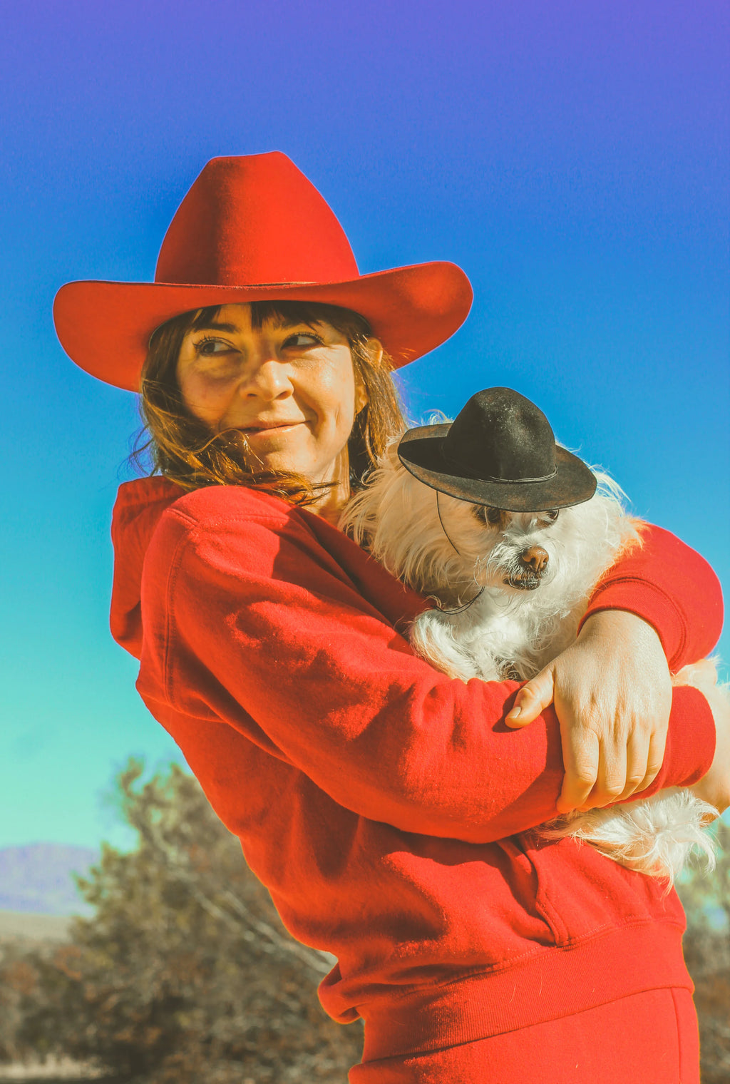 RED COWBOY HAT