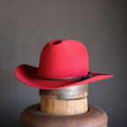 RED COWBOY HAT