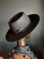 BLACK BOLERO